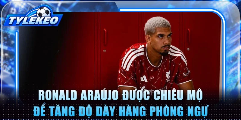 Jérémy Jacquet giúp tăng sức mạnh và trẻ hóa hàng thủ